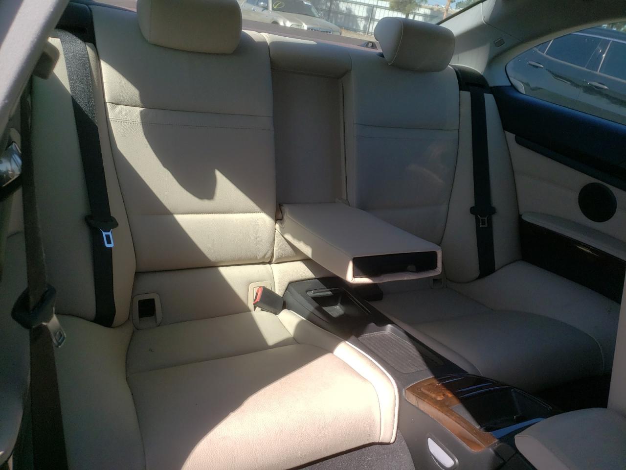 Photo 6 from auction – 2011 BMW 328 I SULE with VIN WBAKE5C53BE754642