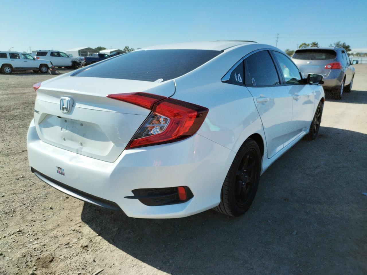 Photo 4 from auction – 2016 HONDA CIVIC EX with VIN 2HGFC2F73GH563665
