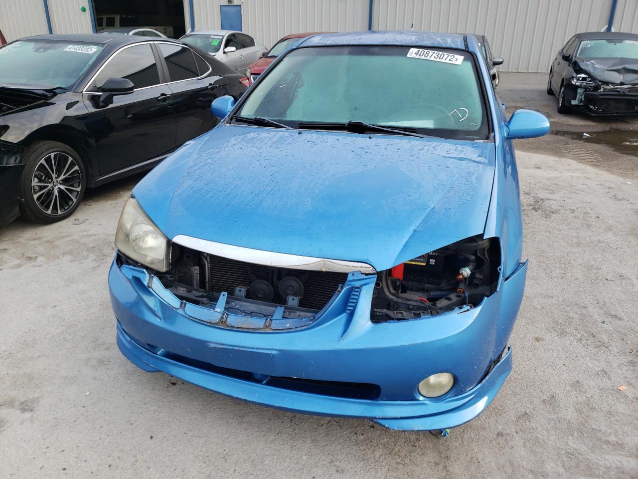 Photo 9 from auction – 2005 KIA SPECTRA5 with VIN KNAFE161455077589