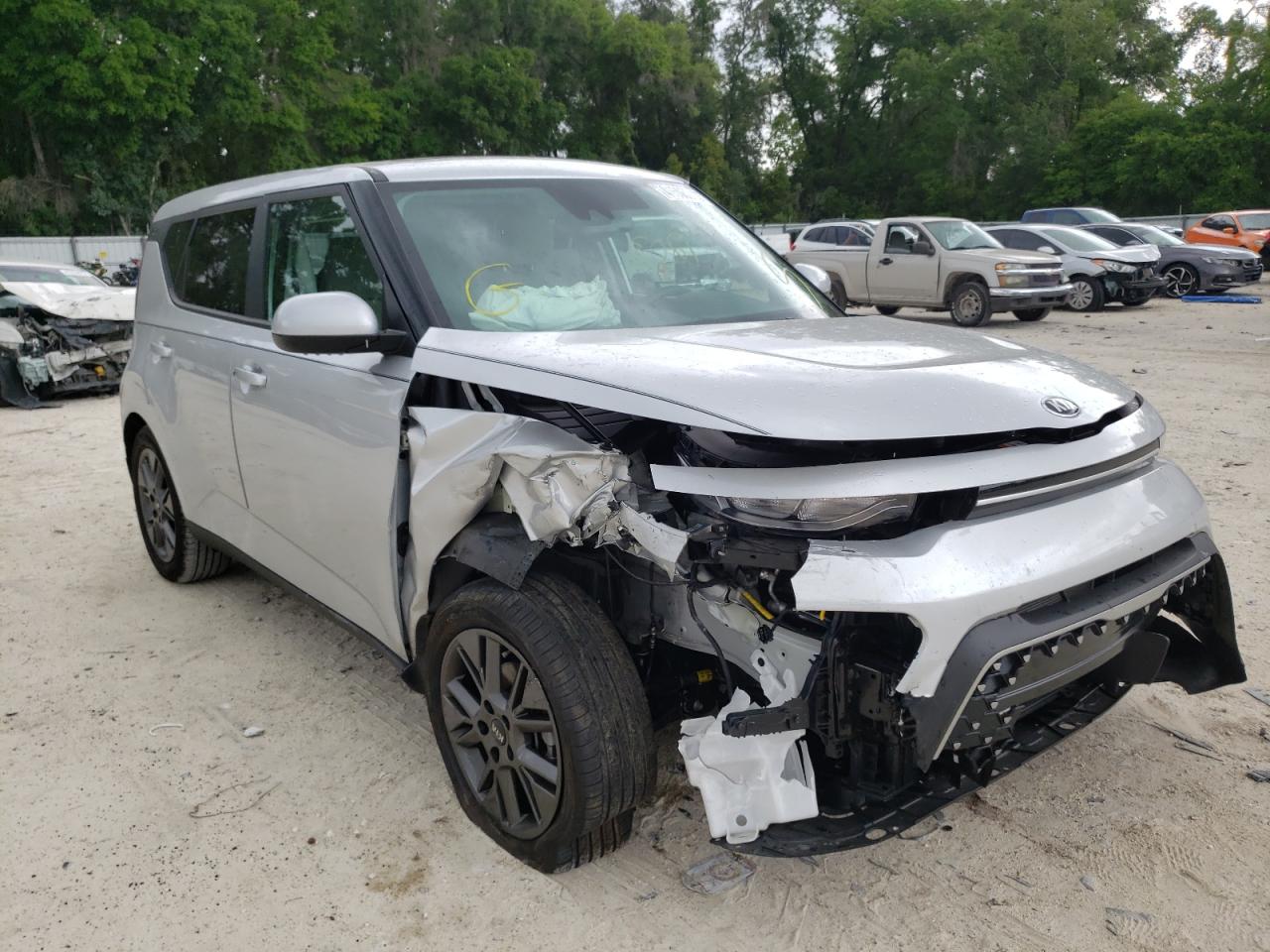 KIA SOUL EX 2021 with VIN KNDJ33AU1M7790761 - Photo from auction