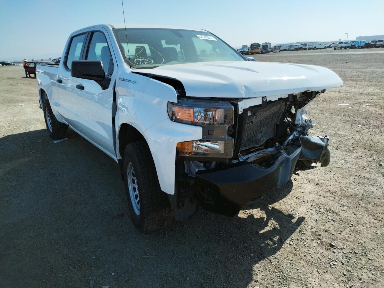 CHEVROLET SILVERADO 2019 with VIN 1GCUYAEF3KZ309814 - Photo from auction