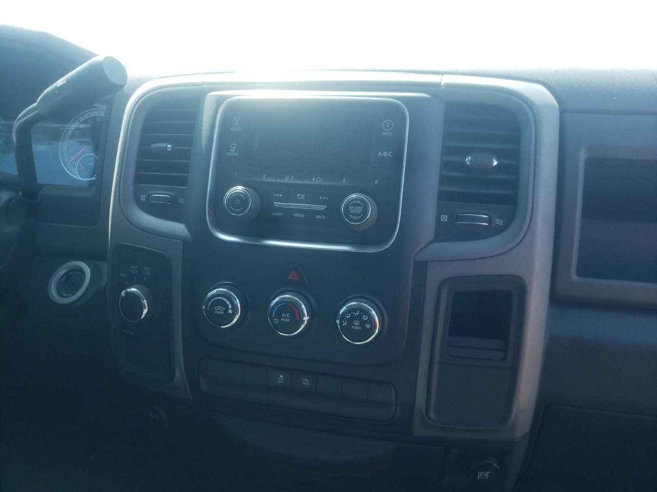 Photo 9 from auction – 2015 RAM 1500 ST with VIN 1C6RR7KT6FS689639