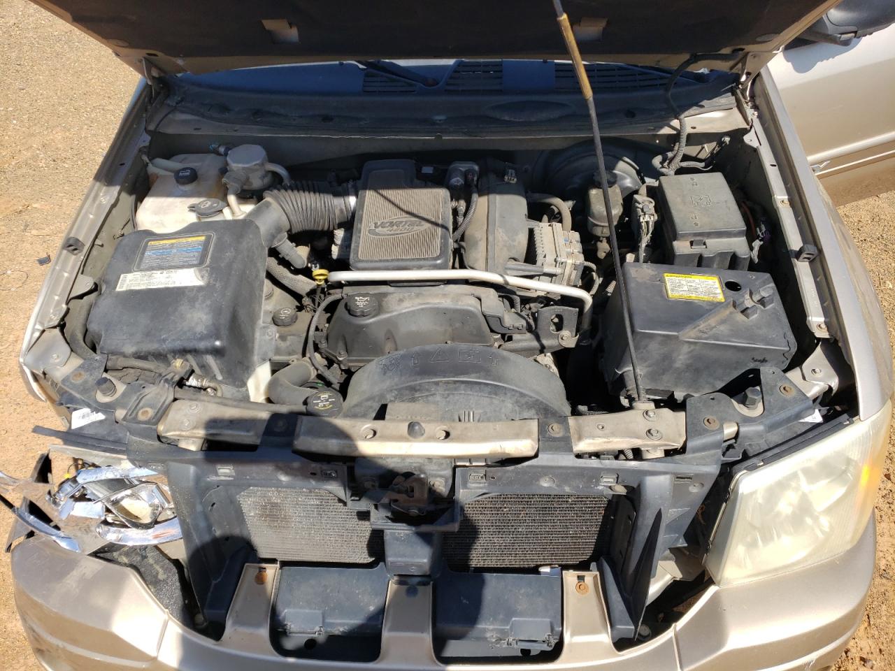 Photo 7 from auction – 2004 GMC ENVOY with VIN 1GKDS13S542169315