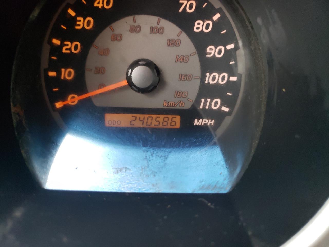 Zdjęcie 8 z aukcji – 2005 TOYOTA 4RUNNER SR z VIN JTEZU14R358033945
