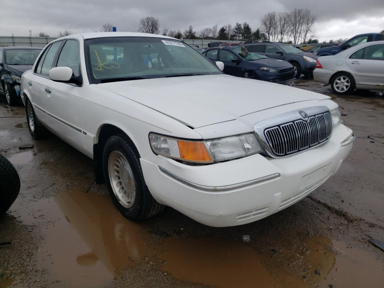 Photo 1 from auction – 2000 MERCURY GRAND MARQ with VIN 2MEFM75W1YX698571