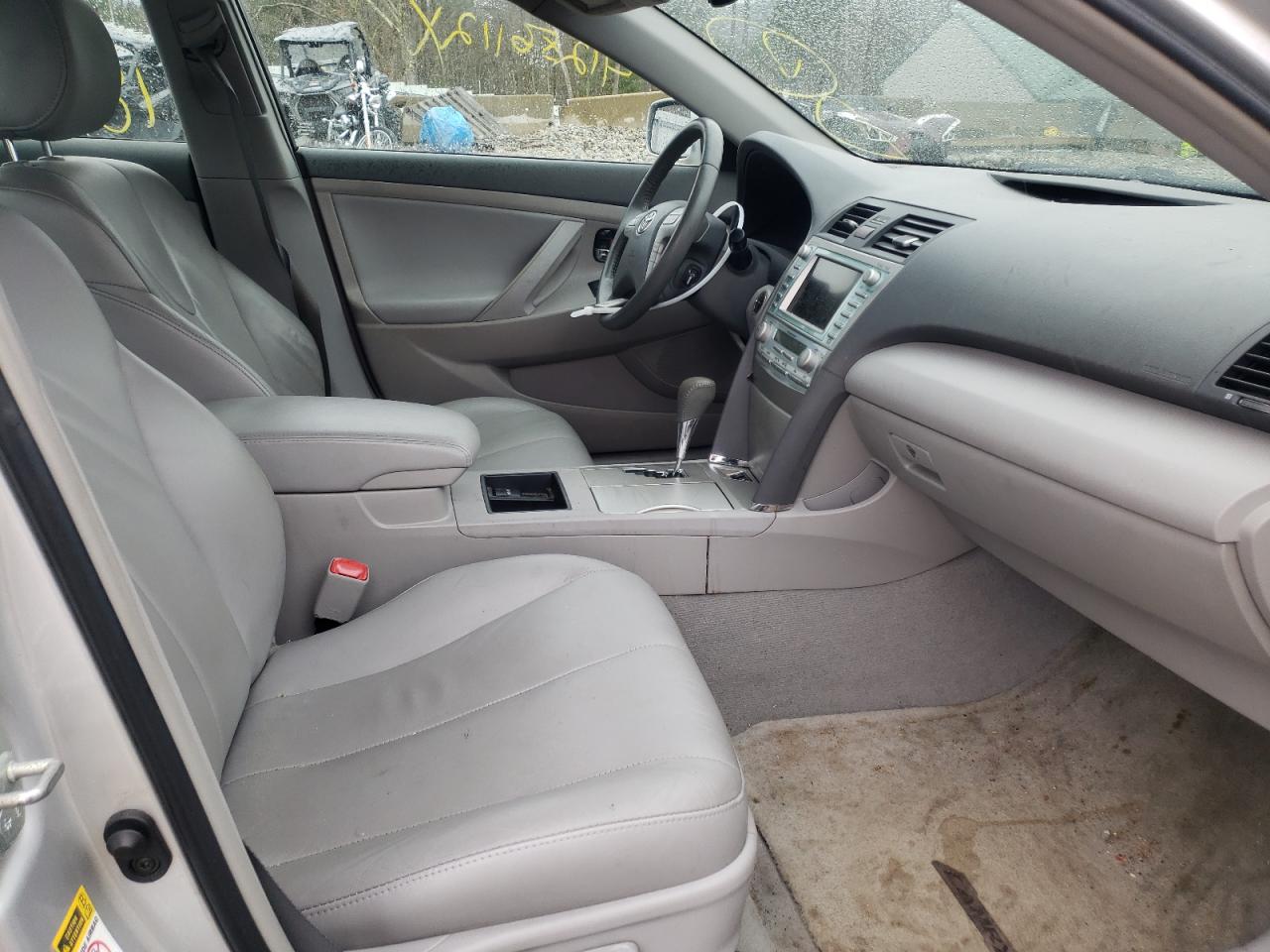Photo 5 from auction – 2009 TOYOTA CAMRY with VIN 4T1BB46K99U062890
