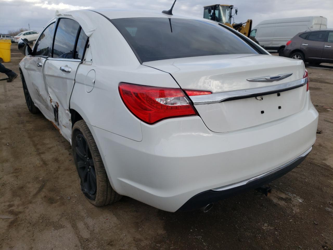 Photo 3 from auction – 2014 CHRYSLER 200 LIMITE with VIN 1C3CCBCG1EN197994