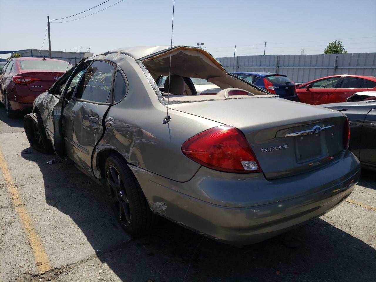 Photo 3 from auction – 2001 FORD TAURUS SE with VIN 1FAFP53291A251178