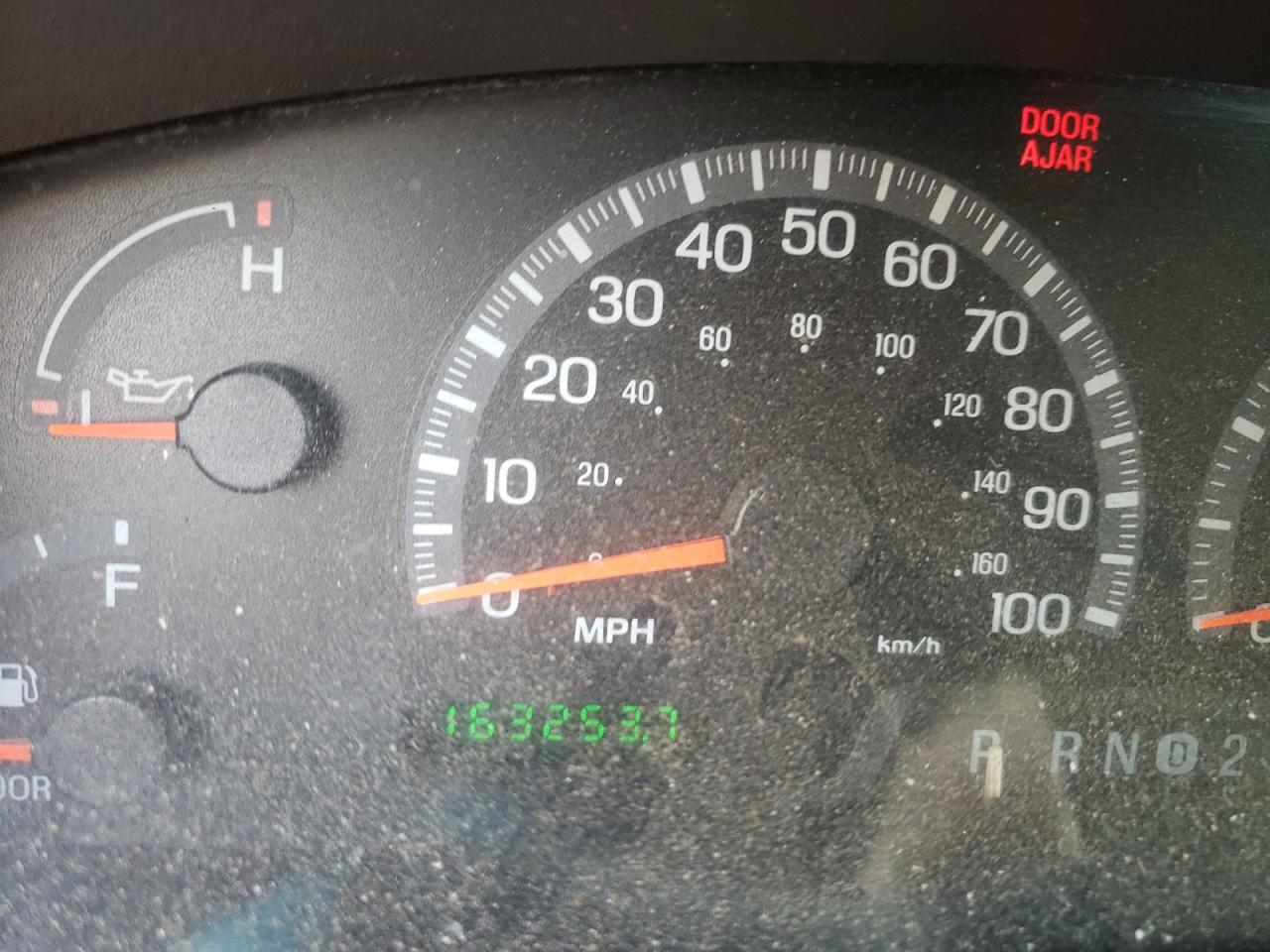 Photo 8 from auction – 2000 FORD F150 with VIN 2FTZX1724YCA50761