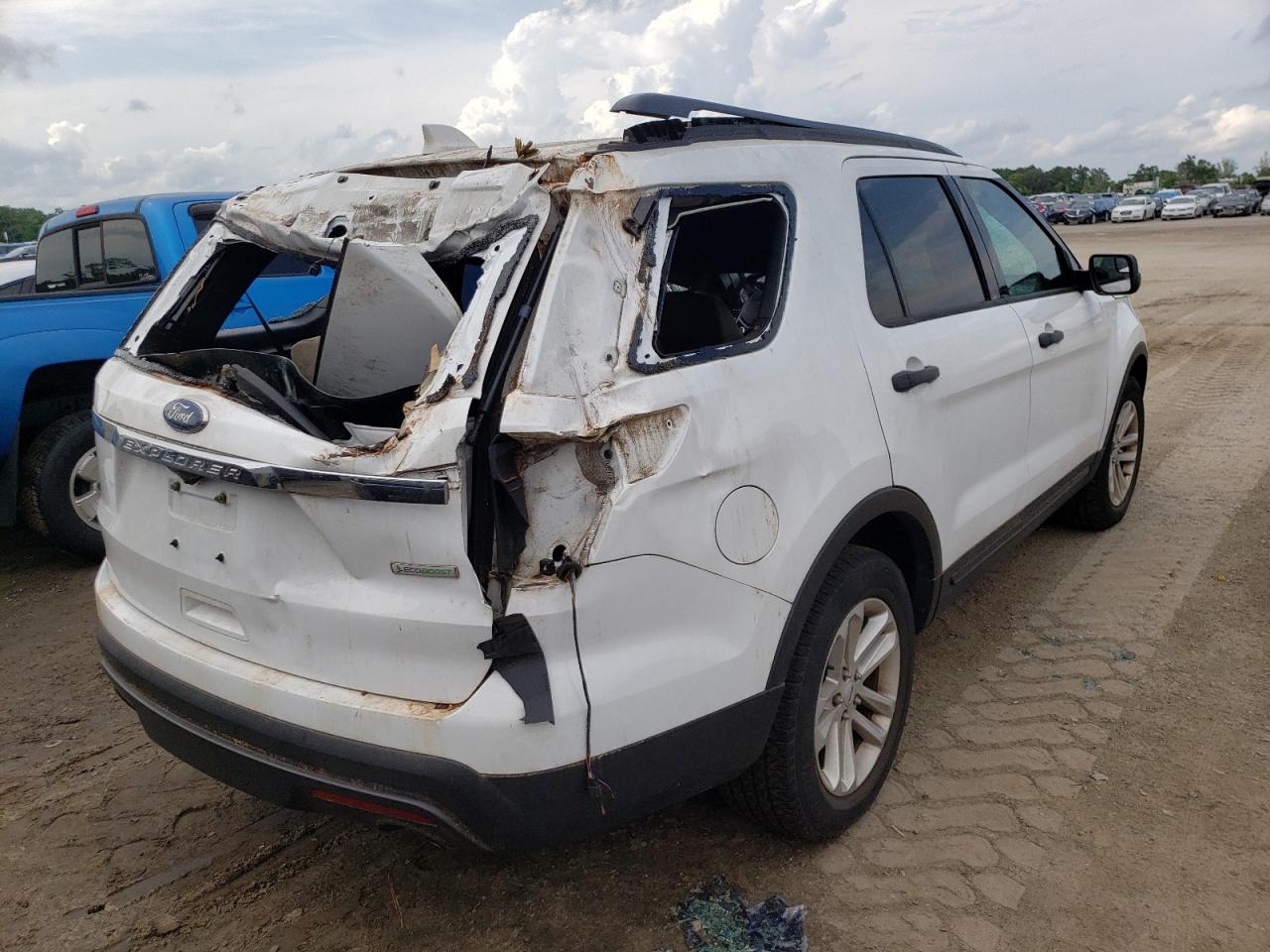 Foto 4 de la subasta – 2017 FORD EXPLORER con VIN 1FM5K7BHXHGC29800