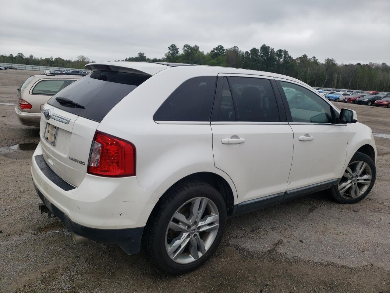 Photo 4 from auction – 2011 FORD EDGE LIMIT with VIN 2FMDK3KCXBBA41320