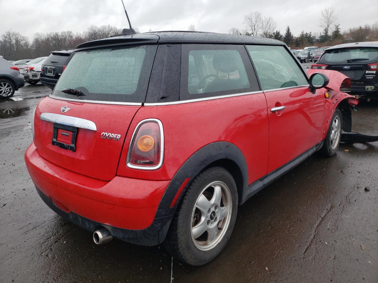Photo 4 from auction – 2009 MINI COOPER with VIN WMWMF33549TU70162