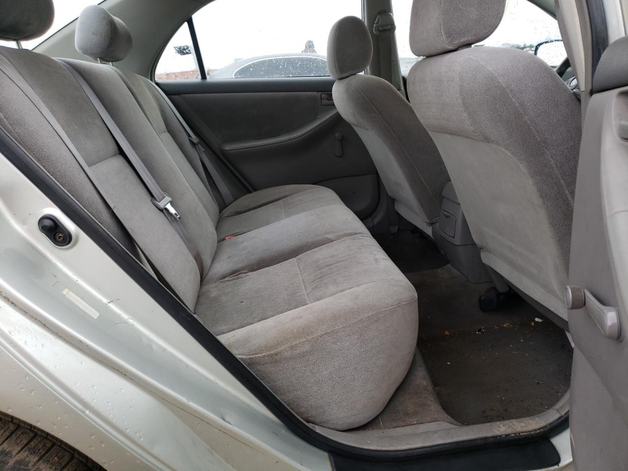 Photo 6 from auction – 2004 TOYOTA COROLLA CE with VIN JTDBR32E542029948