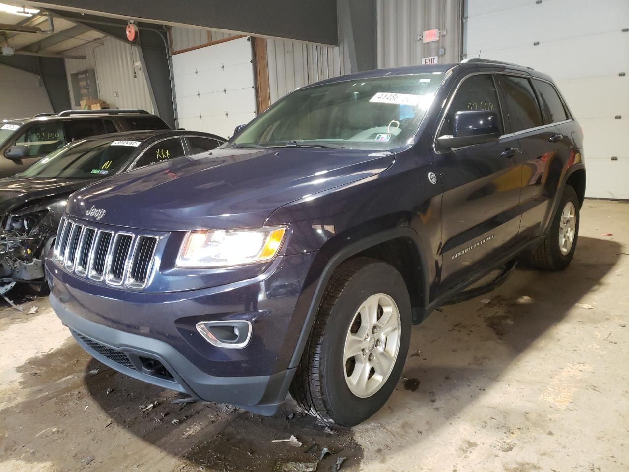 Photo 2 from auction – 2015 JEEP GRAND CHER with VIN 1C4RJFAG6FC674082