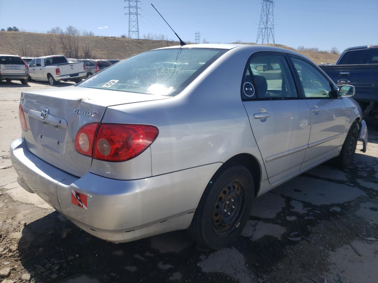 Photo 4 from auction – 2005 TOYOTA COROLLA CE with VIN 1NXBR32EX5Z365435