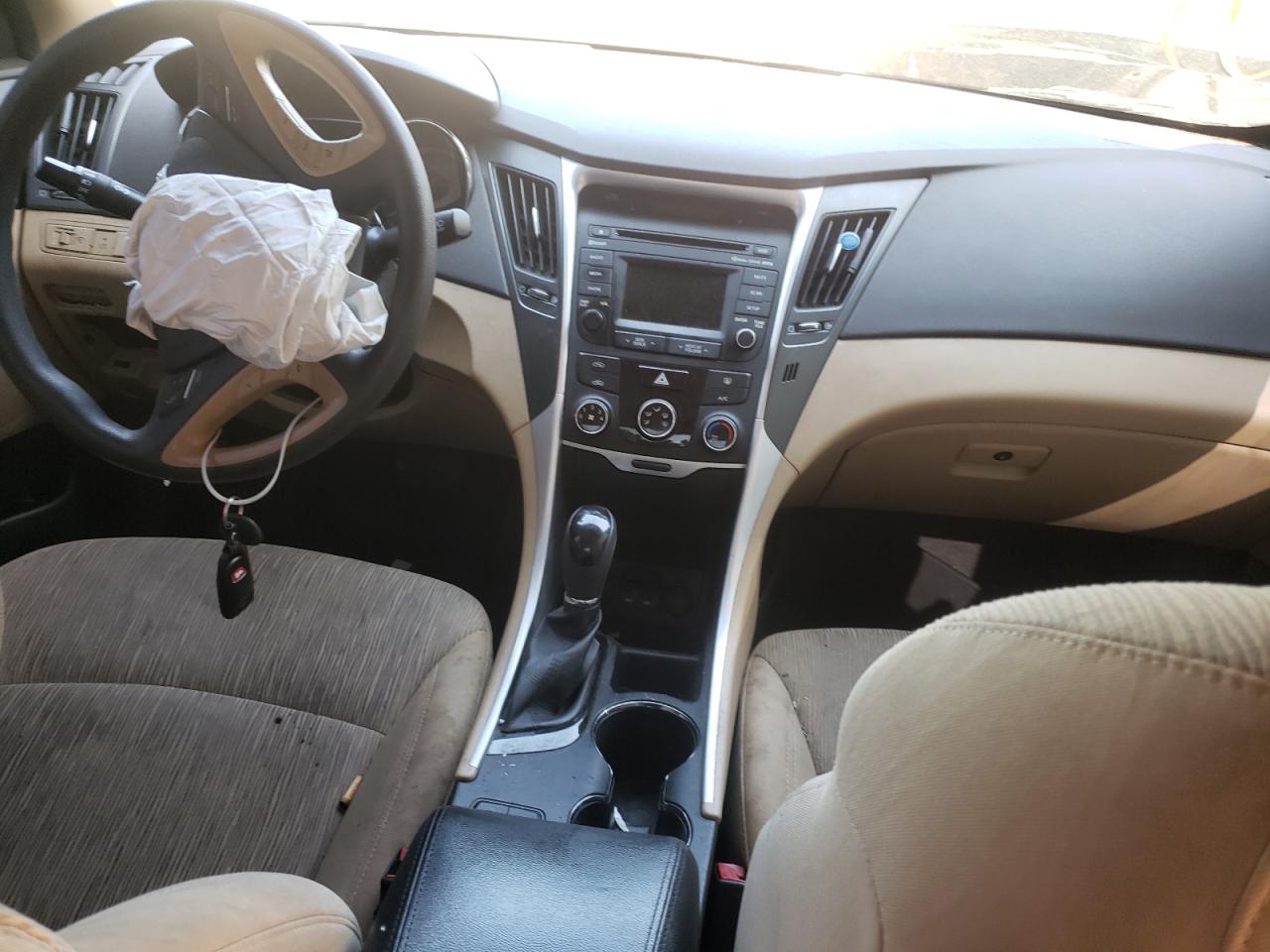 Photo 9 from auction – 2014 HYUNDAI SONATA GLS with VIN 5NPEB4ACXEH895412