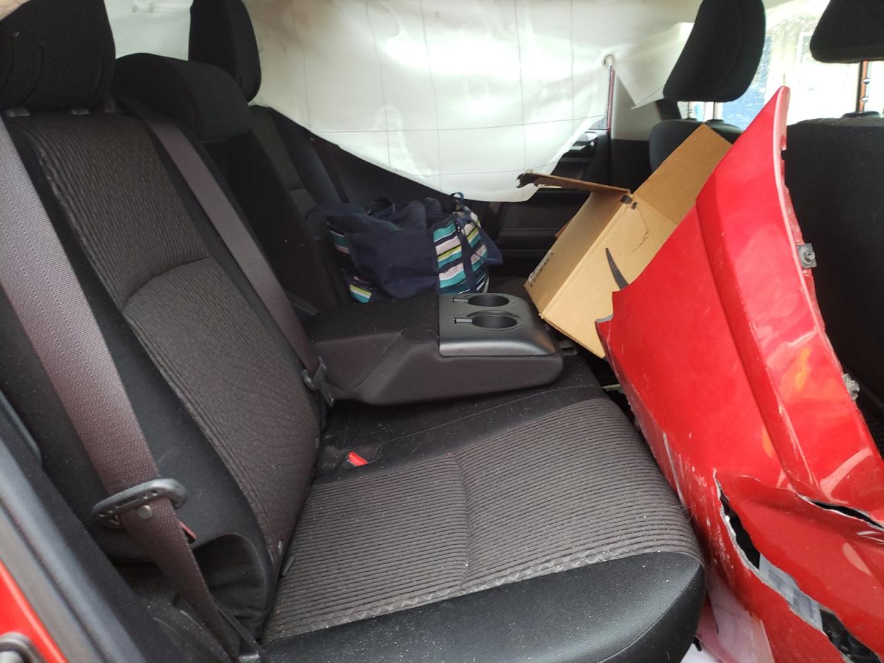 Photo 6 from auction – 2019 TOYOTA 4RUNNER SR with VIN JTEBU5JR2K5614850