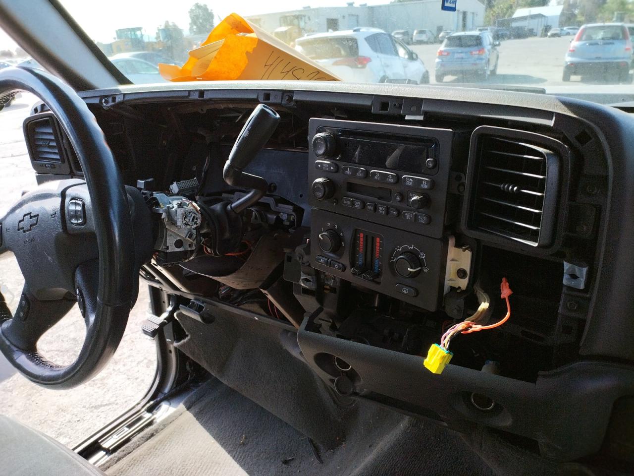 Photo 9 from auction – 2004 CHEVROLET SILVERADO with VIN 1GCEC19T14Z198542