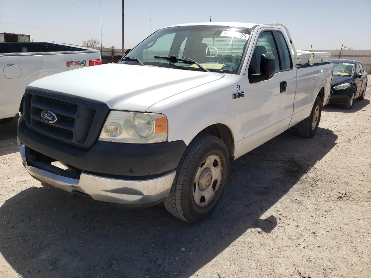 Photo 2 from auction – 2005 FORD F150 with VIN 1FTRF12W05NB40282