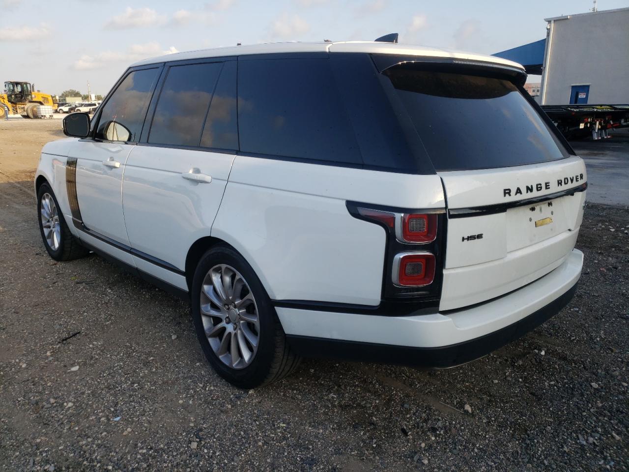 Photo 3 from auction – 2018 LAND ROVER RANGE ROVE with VIN SALGS2SV3JA389430