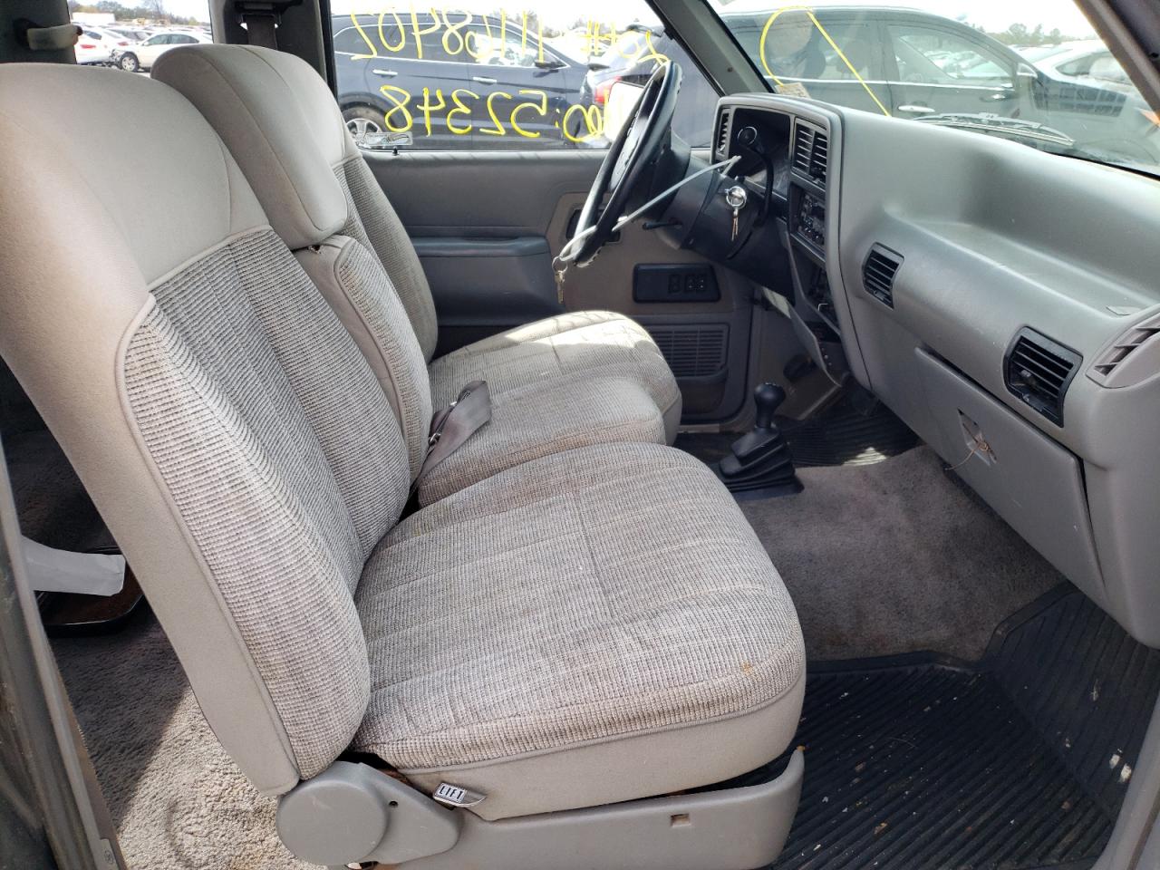 Photo 5 from auction – 1990 FORD RANGER SUP with VIN 1FTCR15X1LPB19783