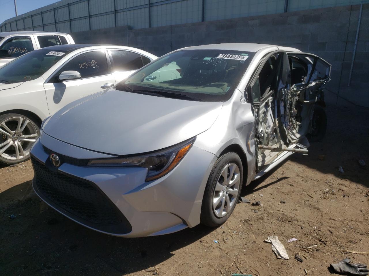 Photo 2 from auction – 2021 TOYOTA COROLLA LE with VIN 5YFEPMAE5MP219227
