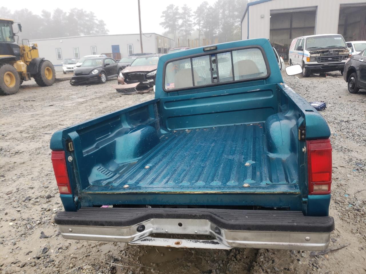 Photo 6 from auction – 1992 FORD RANGER with VIN 1FTCR10AXNUA49885