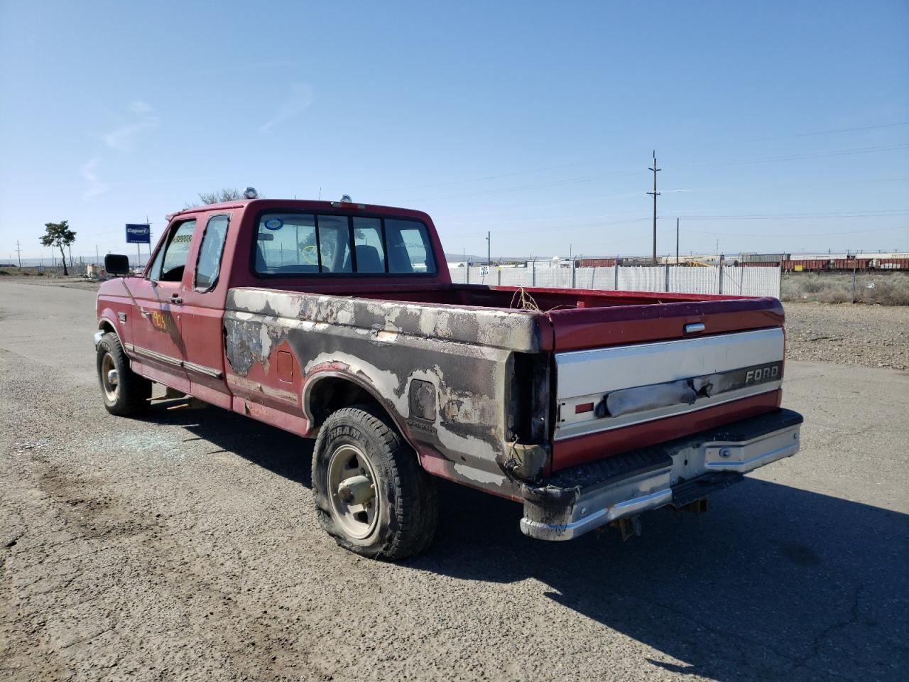 Photo 3 from auction – 1995 FORD F250 with VIN 1FTHX25F2SKA56164