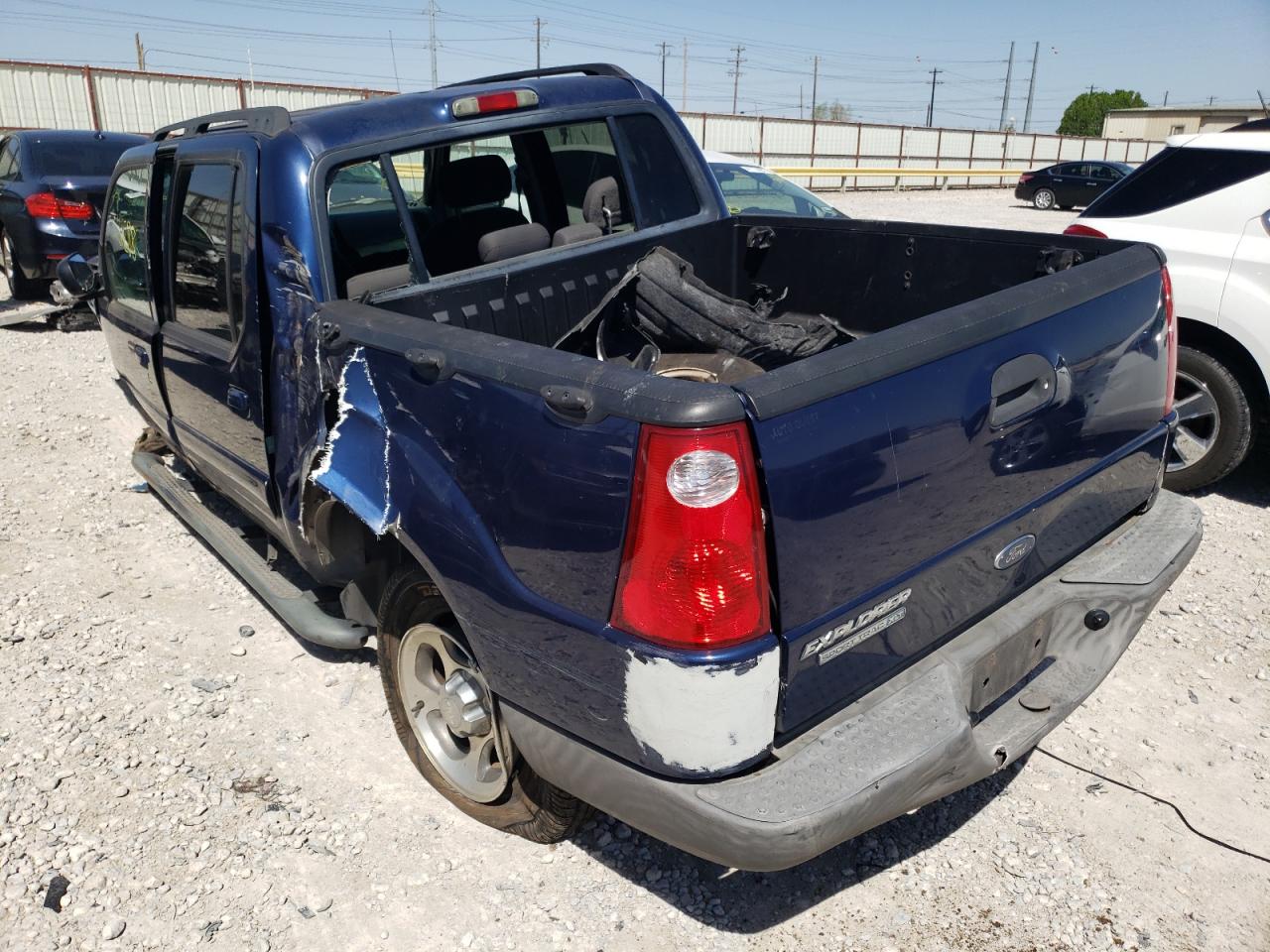 Photo 3 from auction – 2005 FORD EXPLORER S with VIN 1FMZU67K15UB69610