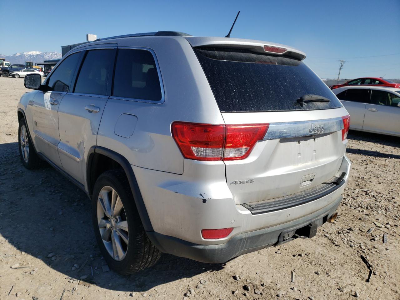 Photo 3 from auction – 2011 JEEP GRAND CHER with VIN 1J4RR4GG5BC675488