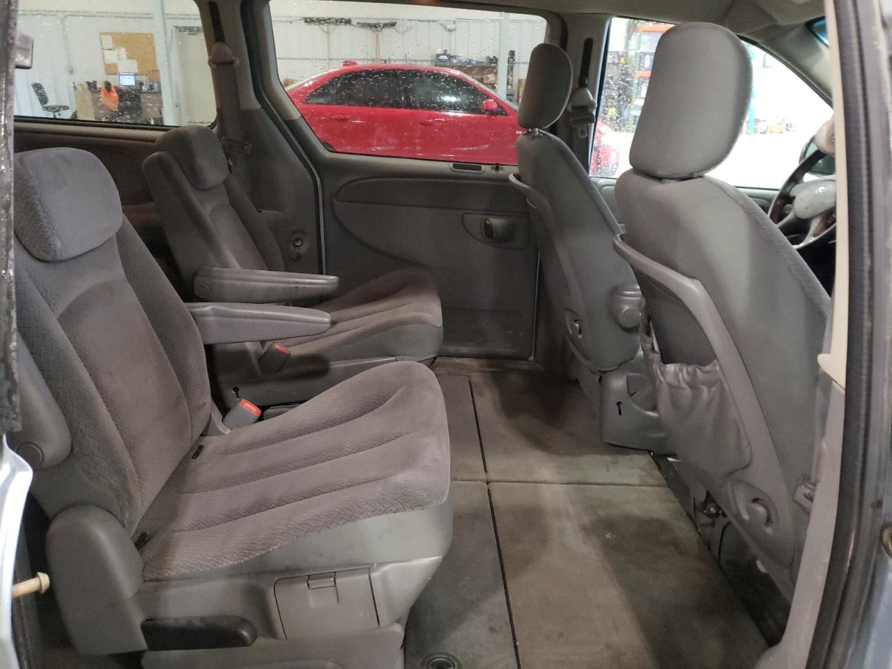 Foto 6 de la subasta – 2005 DODGE GRAND CARA con VIN 2D4GP44L25R366273