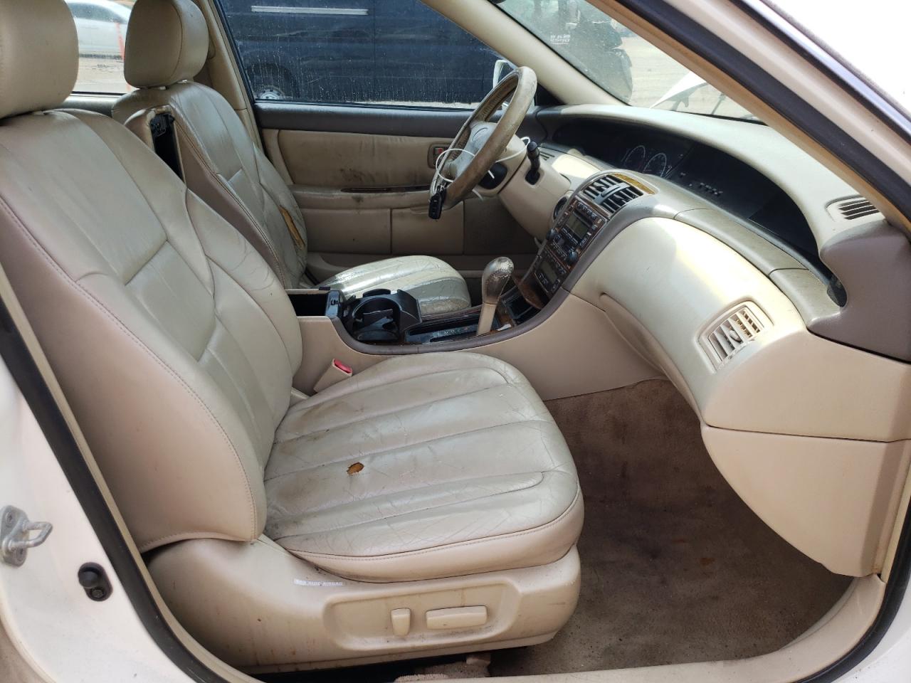 Photo 5 from auction – 2001 TOYOTA AVALON XL with VIN 4T1BF28B71U140660
