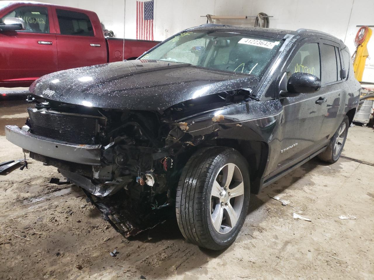 Photo 2 from auction – 2016 JEEP COMPASS LA with VIN 1C4NJDEB6GD768864