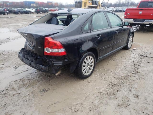 Photo 4 from auction – 2005 VOLVO S40 with VIN YV1MS382352114860