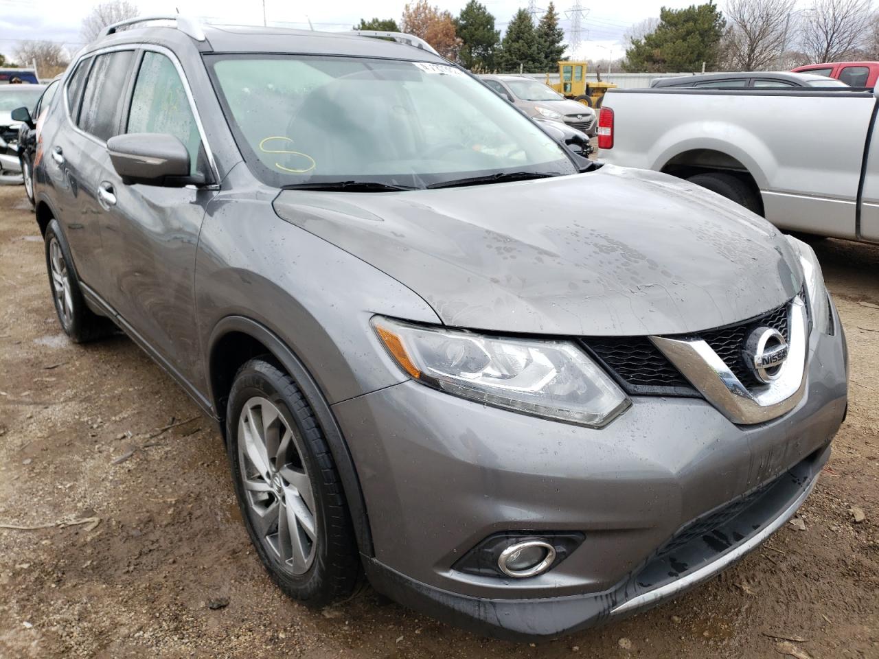 NISSAN ROGUE S 2015 with VIN 5N1AT2MV6FC828733 - Photo from auction