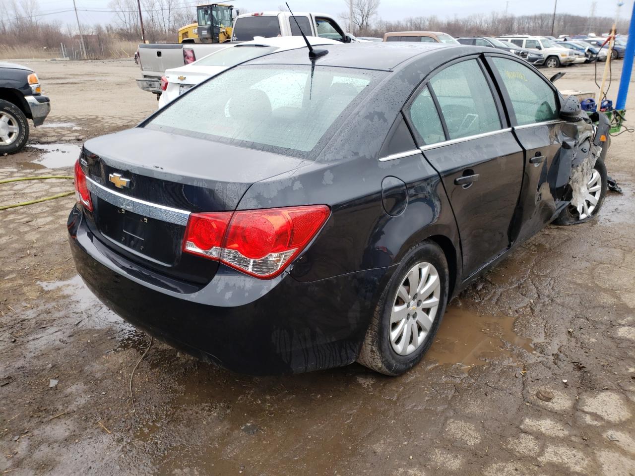 Photo 4 from auction – 2011 CHEVROLET CRUZE LS with VIN 1G1PC5SH5B7106484