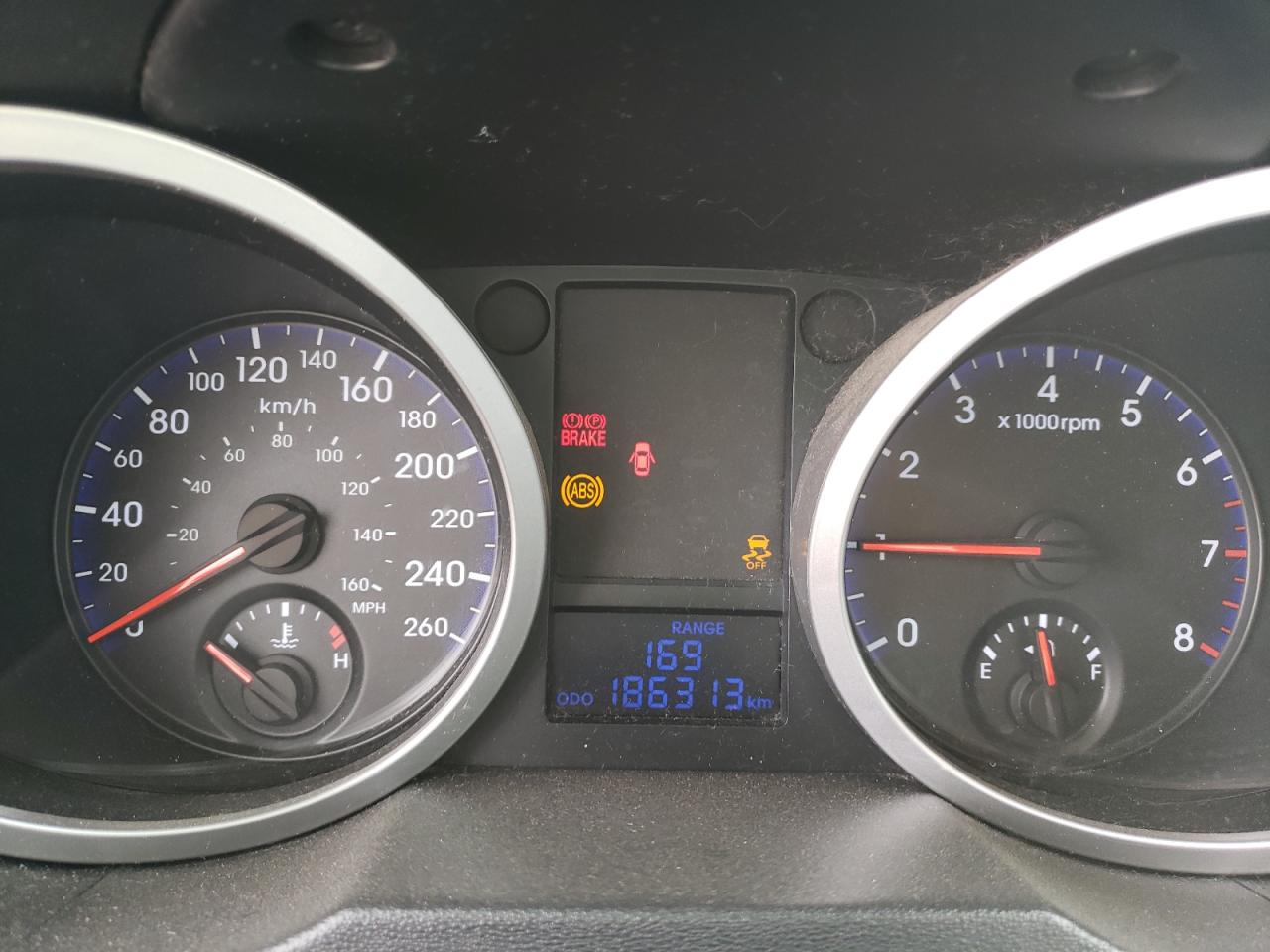 Photo 8 from auction – 2010 HYUNDAI GENESIS CO with VIN KMHHT6KD2AU030748