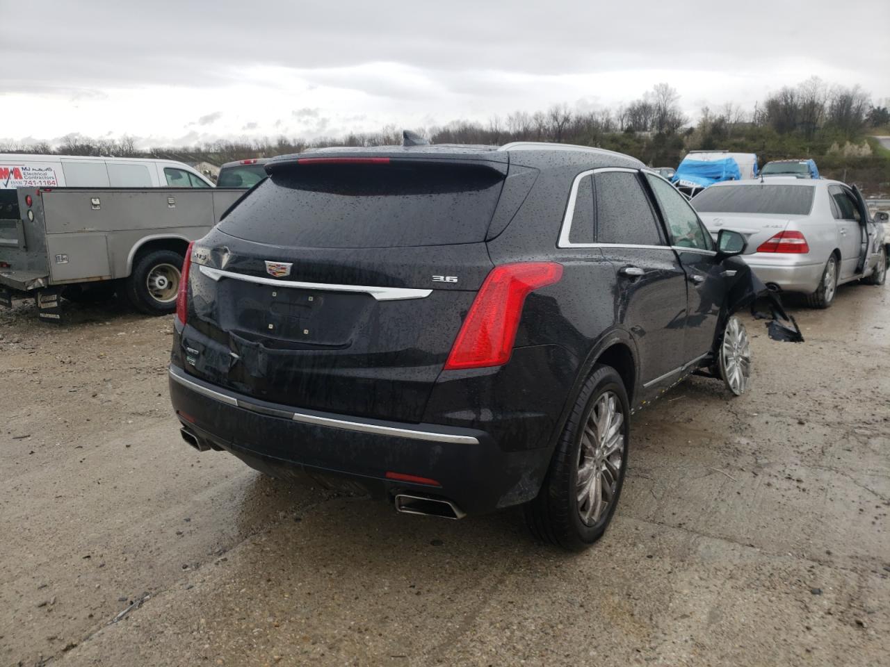 Photo 4 from auction – 2018 CADILLAC XT5 PREMIU with VIN 1GYKNFRS4JZ229452