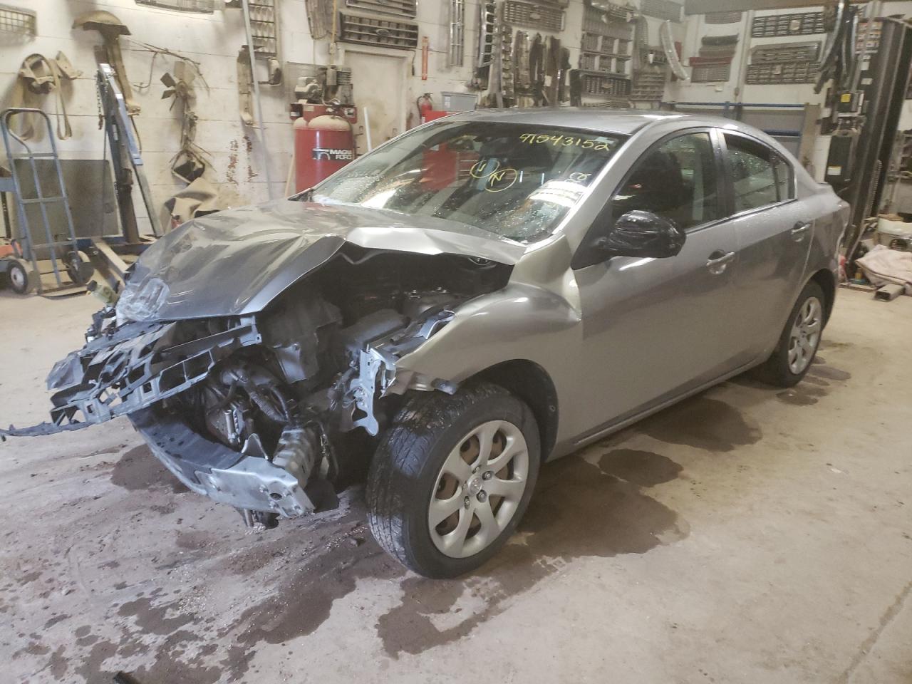 Photo 2 from auction – 2013 MAZDA 3 I with VIN JM1BL1TF0D1753646