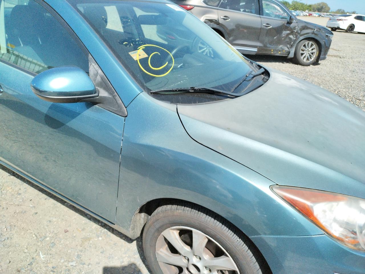Photo 9 from auction – 2010 MAZDA 3 I with VIN JM1BL1SG2A1304295