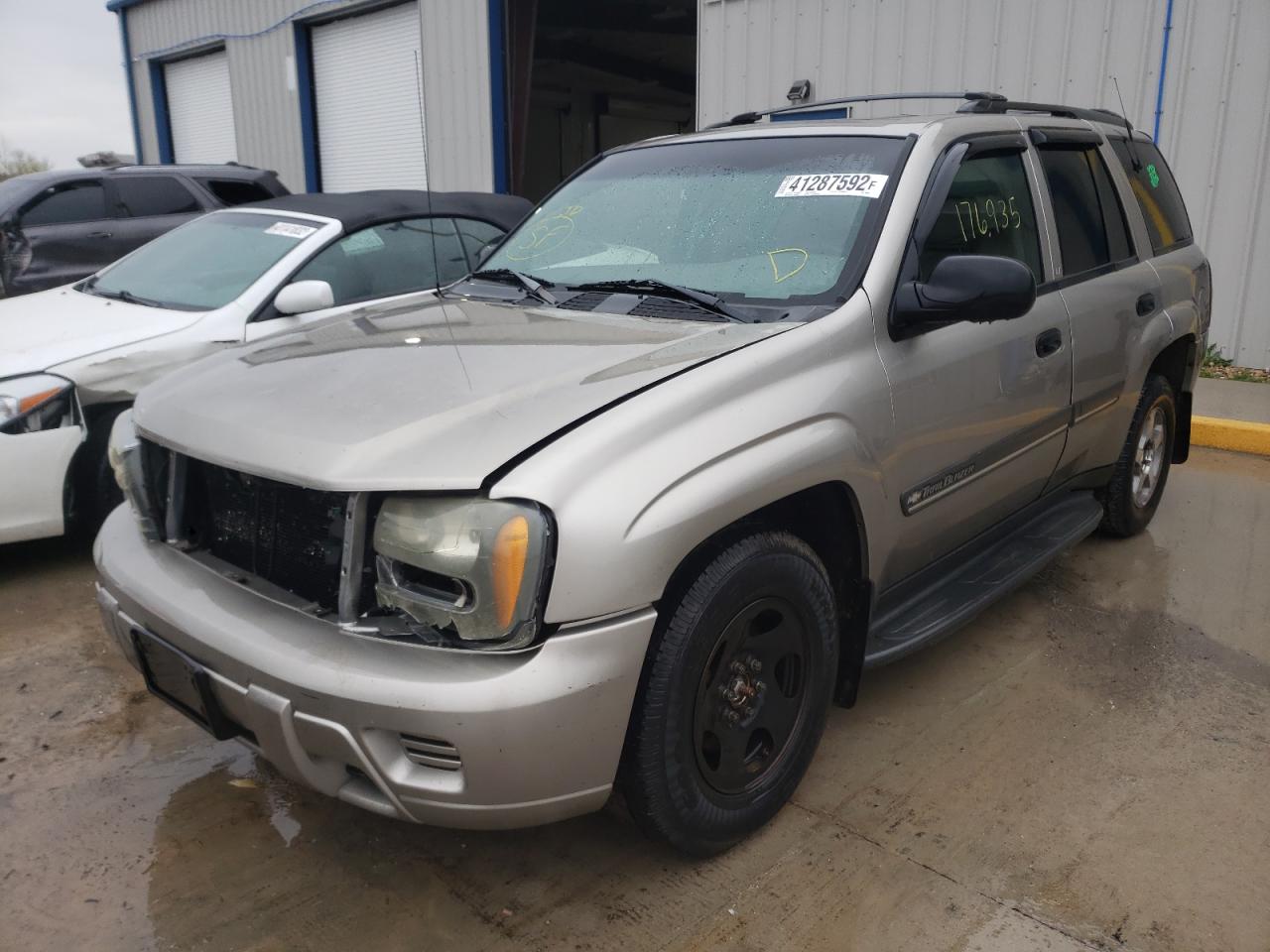 Photo 2 from auction – 2002 CHEVROLET TRAILBLAZE with VIN 1GNDT13SX22405406