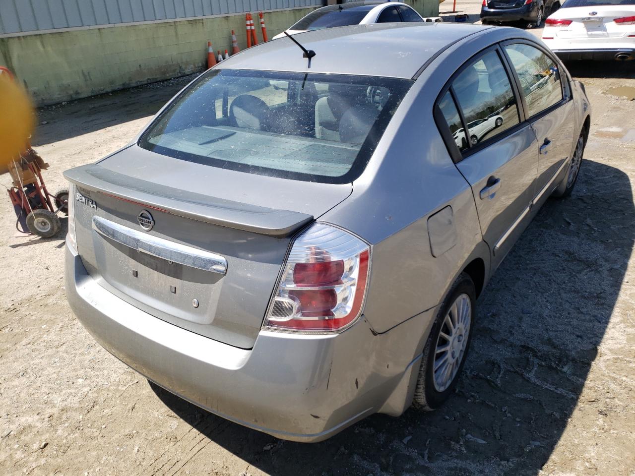 Photo 4 from auction – 2012 NISSAN SENTRA 2.0 with VIN 3N1AB6AP0CL780511