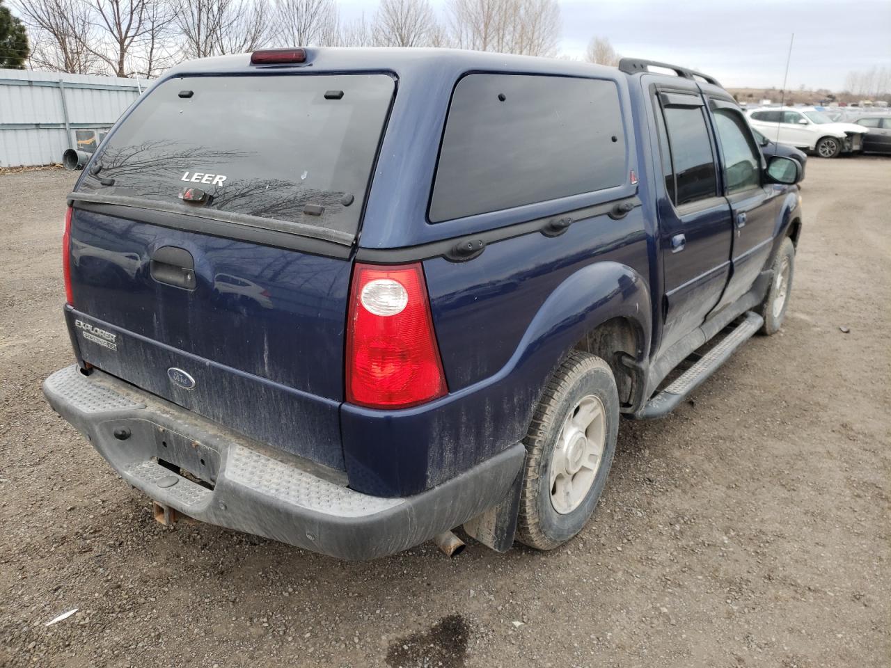 Photo 4 from auction – 2004 FORD EXPLORER S with VIN 1FMZU77K24UC03719
