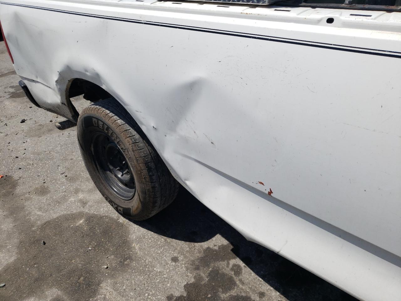 Photo 9 from auction – 2000 FORD F150 with VIN 1FTZF1723YNB90426