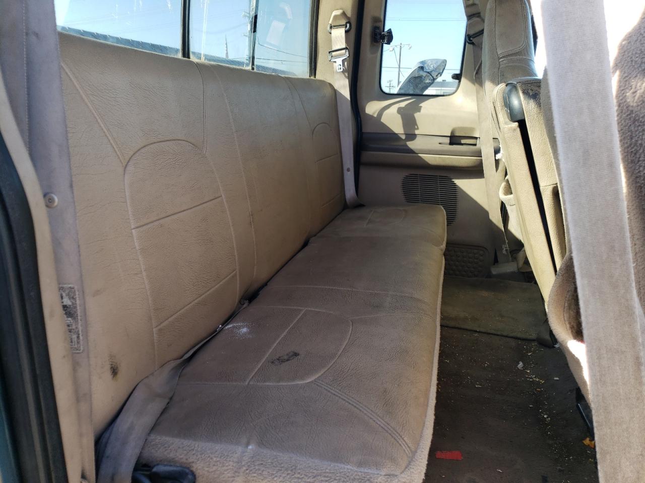 Photo 6 from auction – 2000 FORD F250 SUPER with VIN 1FTNX20F2YEA11789