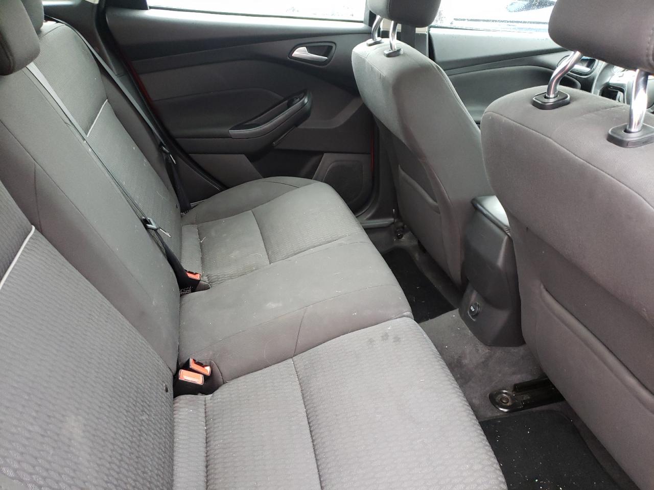 Photo 6 from auction – 2012 FORD FOCUS with VIN 1FAHP3M2XCL206737