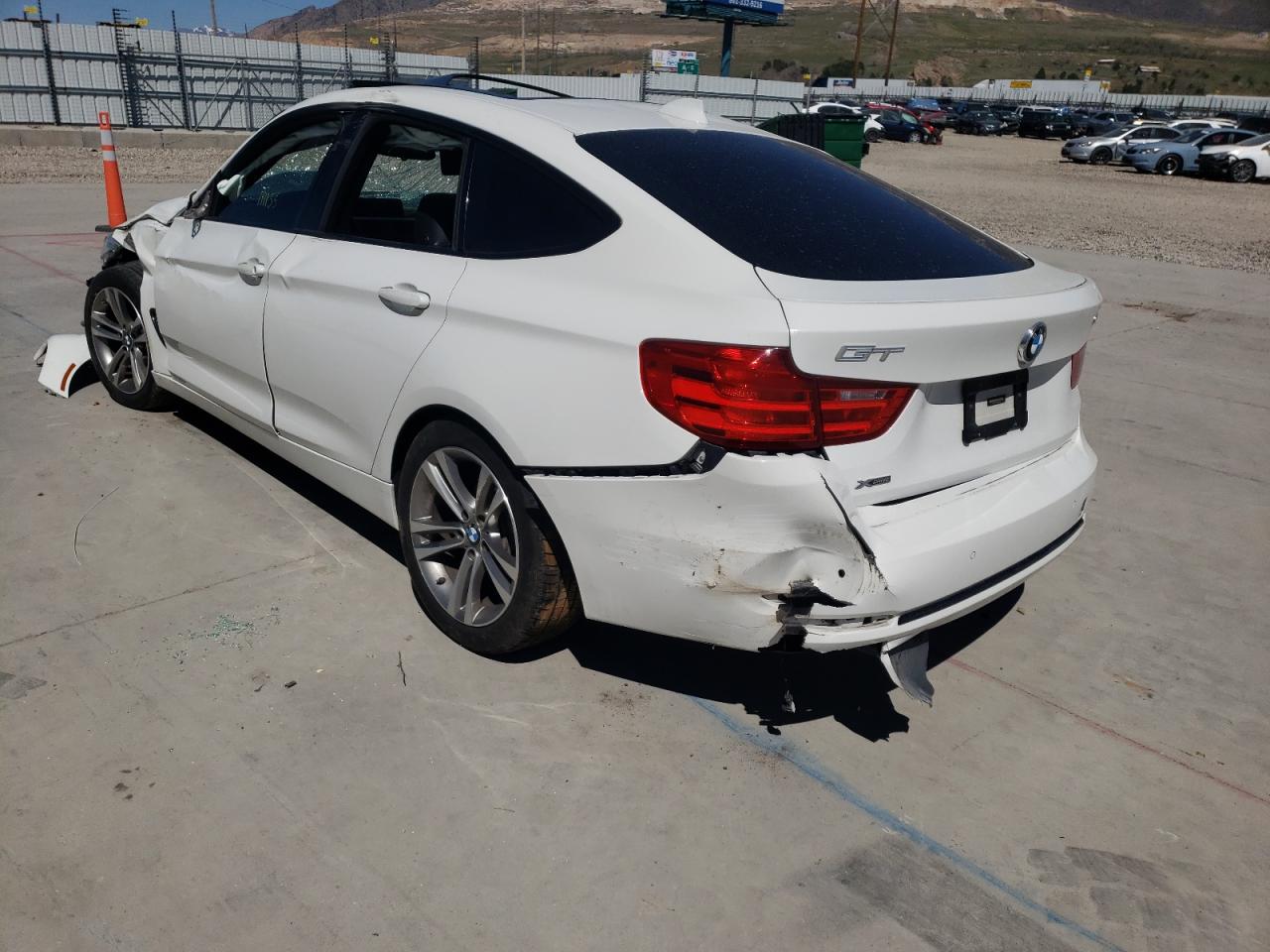 Photo 3 from auction – 2014 BMW 328 XIGT with VIN WBA3X5C55ED558078