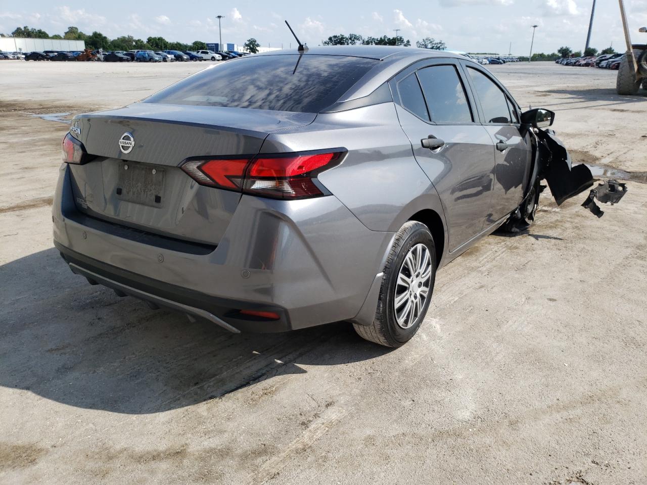 Photo 4 from auction – 2020 NISSAN VERSA S with VIN 3N1CN8DV7LL816684
