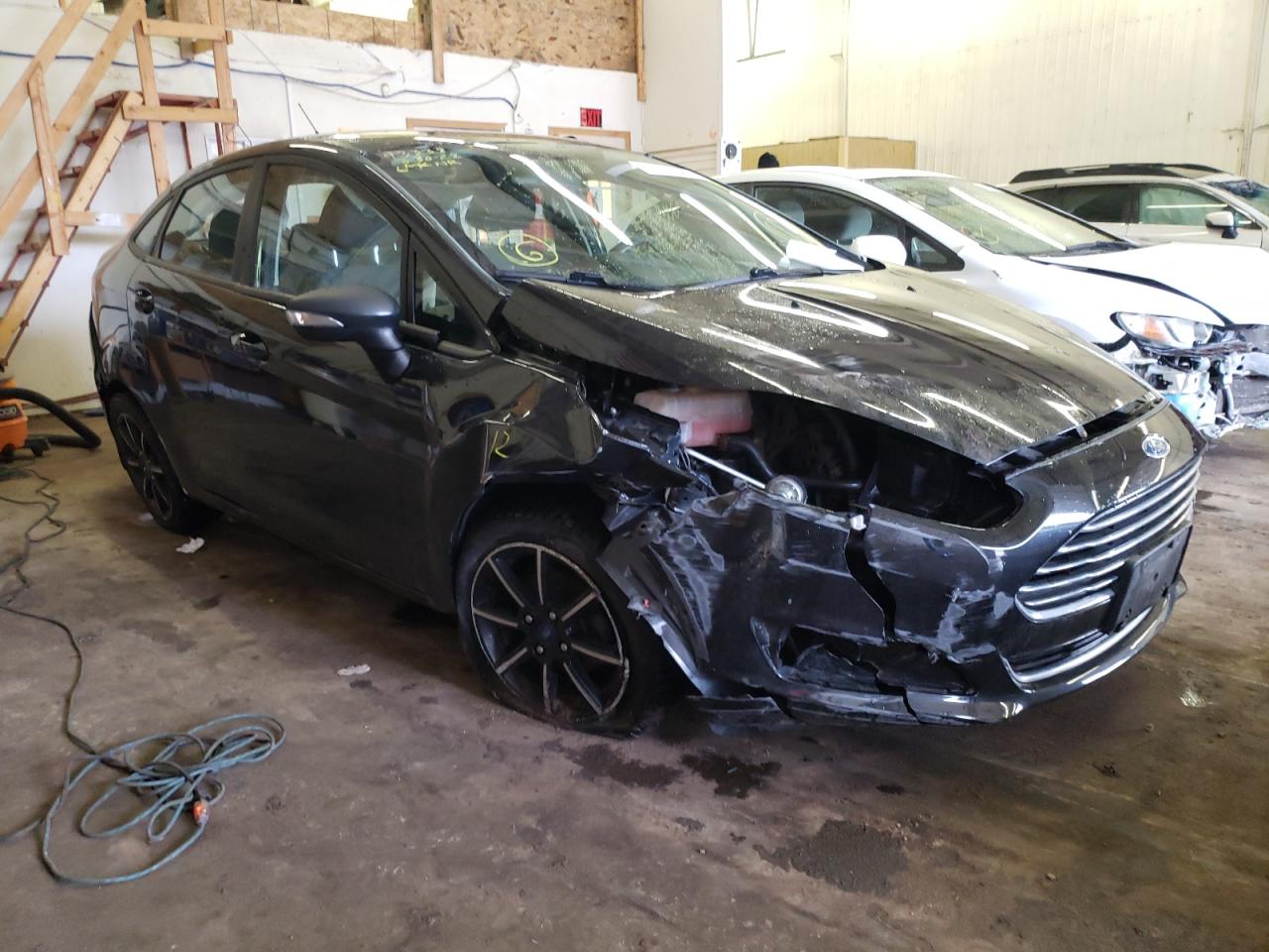 FORD FIESTA SE 2015 with VIN 3FADP4BJ2FM110733 - Photo from auction