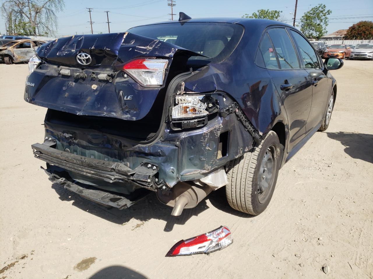 Photo 4 from auction – 2020 TOYOTA COROLLA LE with VIN JTDEPRAE2LJ051076